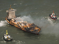 Контейнеровоз Solong после столкновения