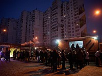 Передвижная станция помощи ВСУ в Киеве во время блэкаута