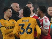 Футбол. "Арсенал" упустил победу над аутсайдером, выигрывая 2:0