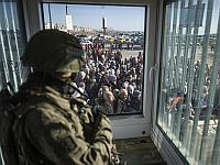 Первая пятница Рамадана в Иерусалиме: около мечети "Аль-Акса" молились примерно 80000 мусульман