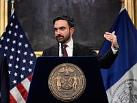 Мамдани закрывает улицы Нью-Йорка из-за "бури десятилетия"