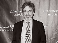 Умер актер Роберт Кэрредин, звезда "Мести ботанов" и "Лиззи Магуайр"