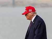 Трамп ответил на угрозы КСИР: "Мы ударим по ним силой, какой мир еще не видел"