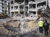 В результате ночного попадания по Тель-Авиву повреждены десятки домов, эвакуированы жильцы