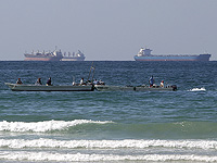 Иран объявил о закрытии Ормузского пролива: "Не дадим ни капли нефти покинуть регион"