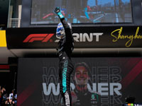 "Формула-1". Спринт "Гран-при Китая" выиграл Джордж Расселл