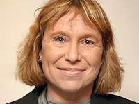 Дочь Амоса Оза намерена судиться с авторами фейка о том, что она является шпионом "Хизбаллы"