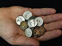 Монеты Второго храма в машине палестинского врача: предотвращена контрабанда еврейских артефактов