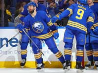 "Нью-Йорк Рейнджерс" не вышел в плэй-офф. Дубль Цукера. Результаты матчей НХЛ