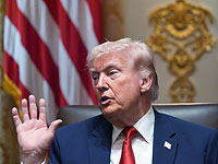 Трамп заявил, что не стремится к сделке с Ираном, и рассказал о полученном "подарке"