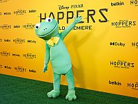 Неделя в кино: "Прыгуны" студии Pixar – борьба бобра с добром