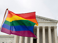 Верховный суд США поддержал право на "конверсионную терапию"