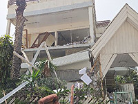 В результате обстрела центра Израиля в Бней-Браке разрушено здание