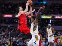 НБА. "Дабл-дабл 30+" Дени Авдии. "Портленд" победил "Индиану"