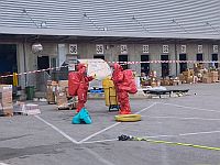 ЧП в аэропорту "Бен-Гурион": из подозрительной посылки пошел густой дым. Видео