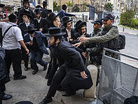 Ультраортодоксы митингуют возле военкомата в Иерусалиме