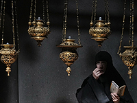 В храме Гроба Господня в Иерусалиме прошла церемония освящения Благодатного огня