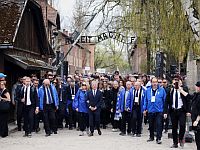 В Аушвиц-Биркенау в День Катастрофы прошел "Марш живых"