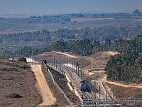 Возле Кфар-Баруха человек попал под поезд, движение поездов приостановлено