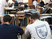 "Они становятся обузой": подполковник Сапир Барби подвергла критике систему ешив-эсдер