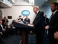 Трамп после стрельбы в Вашингтоне: "Не думаю, что связано с Ираном. Это меня не остановит"
