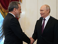 Путин встретился с главой МИД Ирана и пообещал "содействовать миру на Ближнем Востоке"