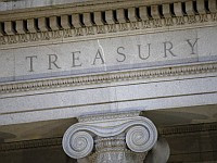 США объявили о санкциях против "тайных банковских сетей" Ирана