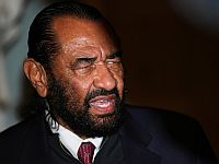 Ветеран Демократической партии Эл Грин