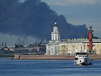 Украинские БПЛА атаковали цели в Петербурге накануне ПМЭФ-2026
