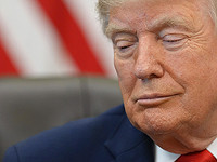 СМИ: Трамп готовит "подарок" Ирану, чтобы предотвратить удар по Израилю