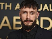 Неделя в кино: "Получеловек" – безжалостная драма о мужской уязвимости от автора "Олененка"