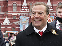 На похоронах Хаменеи Путина будет представлять Медведев