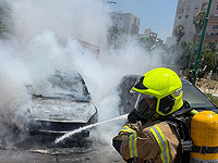 В Хадере сгорели два автомобиля с бензиновыми двигателями