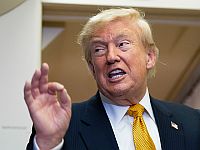 Трамп угрожает Ирану тысячами ракет и полным уничтожением в случае попытки покушения