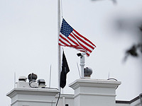 Трамп распорядился приспустить флаги в знак траура по Линдси Грэму