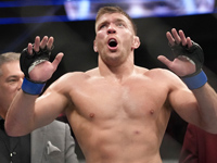 UFC. Дю Плесси победил Усмана