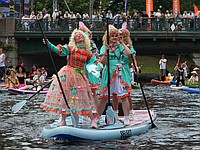Петербург на веслах: костюмированный фестиваль на Мойке. Фоторепортаж