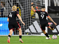 MLS. Месси не забил пенальти. Голы Барибо и Абады