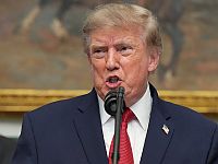 Трамп объявил "экономический день D" против Ирана и пригрозил странам, помогающим Тегерану