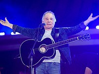 Музыканту Полу Саймону – 85. Фотогалерея