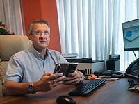 А если завтра вы не сможете работать? Кто будет кормить вашу семью? А если завтра вы не сможете работать? Кто будет кормить вашу семью?