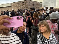 Грета Тунберг присоединилась к манифестациям во Франции: "У нас похитили будущее" Грета Тунберг присоединилась к манифестациям во Франции: "У нас похитили будущее"