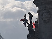 Погромы, поджоги и бои с полицией: израильские СМИ называют беспорядки во Франции "интифадой" Погромы, поджоги и бои с полицией: израильские СМИ называют беспорядки во Франции "интифадой"