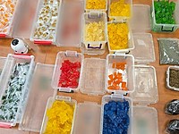 Мишки-мармеладки: житель Нешера задержан по подозрению в торговле конфетами с наркотиками