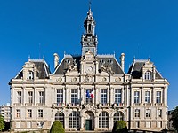 Во Франции задержан подозреваемый в поджоге мэрии Лиможа, он левый экстремист