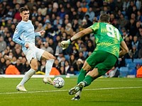 Хет-трик Фодена. ПСЖ победил "Барселону". Результаты матчей Лиги чемпионов