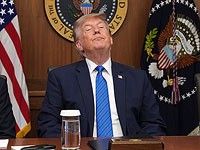 Повествование Трампа о "глупом русском генерале" широко разошлось в соцсетях Повествование Трампа о "глупом русском генерале" широко разошлось в соцсетях