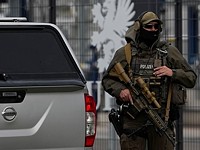 В Германии автомобиль въехал в группу людей, есть пострадавшие. Полиция открыла огонь (иллюстрация) В Германии автомобиль въехал в группу людей, есть пострадавшие. Полиция открыла огонь (иллюстрация)