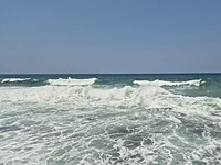 Пляжи Израиля в выходные дни: не жарко, значительное волнение на побережье Средиземного моря Пляжи Израиля в выходные дни: не жарко, значительное волнение на побережье Средиземного моря