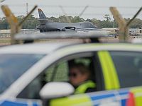 В фургонах подозреваемых у авиабазы Fairford не нашли взрывчатку
В фургонах подозреваемых у авиабазы Fairford не нашли взрывчатку